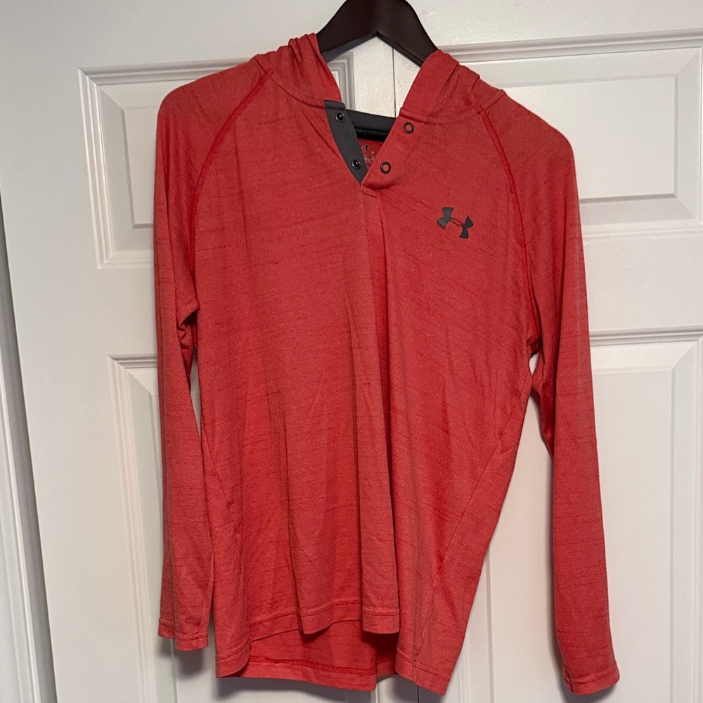 Under Armour Scarlet Hooded Shirt